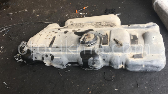 mercedes sprinter 313 çıkma yakıt deposu