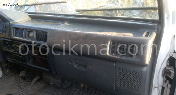 1996 model mitsubishi l300 çıkma torpido