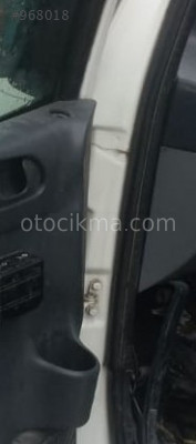 2002 peugeot expert 1.9 dizel çıkma sol ön kapı menteşe