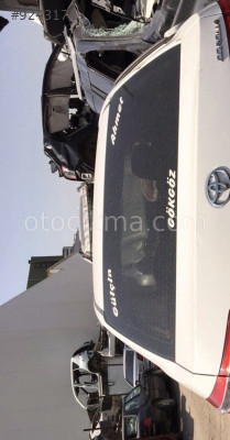 2017 TOYOTA COROLLA ORİJİNAL BAGAJ CAMI.