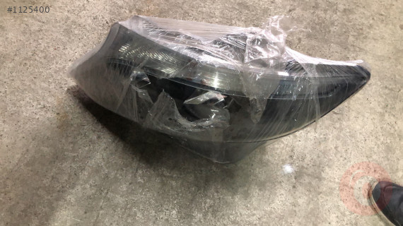 Toyota auris sol ön far