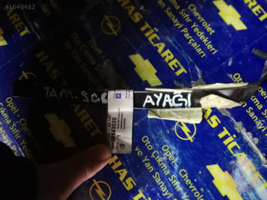 ORJİNAL SIFIR OPEL ASTRA K TAMPON BAĞLANTI AYAĞI