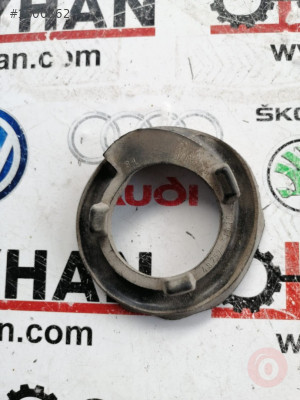48257-52010 corolla 2008 arka helezon üst lastiği takozu