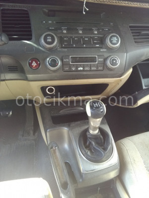 2007 HONDA CIVIC  KOMPLE ÇIKMA VİTES KONSOLU.