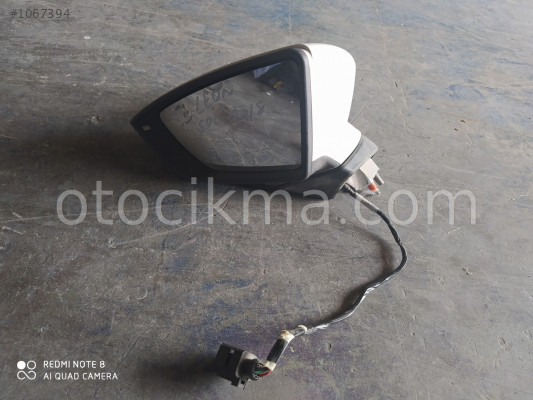 Seat Leon 2016 çıkma sol ayna orjinal hatasız