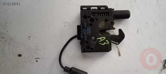 8V0823509 - Audi A3 Kaput Kilidi Orjinal Çıkma