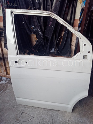 VOLKSWAGEN TRANSPORTER T5 T6 SAĞ ÖN KAPI HATASIZ AYARINDA