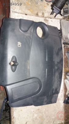 Reno kango motor üst kapak