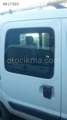 renault kangoo sağ orta kapı camı çıkma