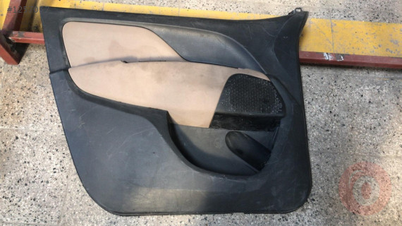 FİAT DOBLO SOL ÖN KAPI DÖŞEMESİ VE TÜM ÇIKMA PARÇALAR