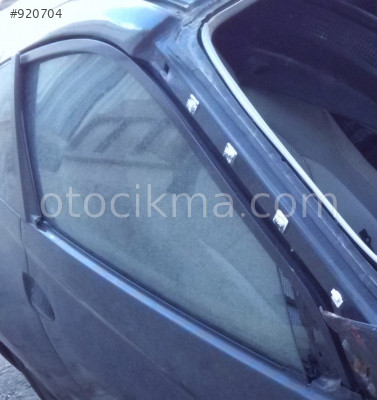 2010 HONDA CR-Z ORİJİNAL SAĞ KAPI CAMI.