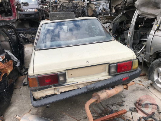 Nissan sunny CD17 stop lambası 1985-1987