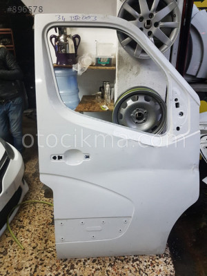 RENAULT MASTER SAĞ ÖN KAPI MAHİR OTO'DAN ÇIKMA ORİJİNAL