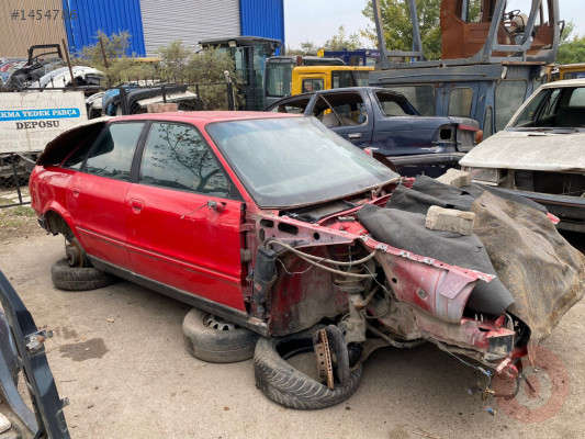 AUDİ 80 SAĞ ÖN KAPI CAMI ORİJİNAL ÇIKMA 1993 MODEL