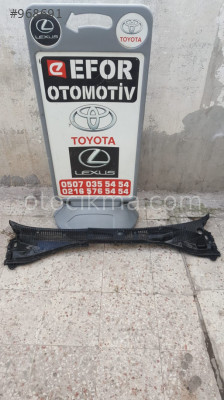 TOYOTA CARİNA ÖN CAM IZGARASI (ORJİNAL ÇIKMA)