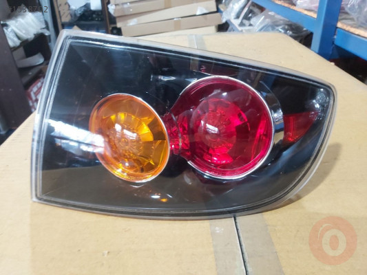MAZDA 3 2004 - 2006 SEDAN SAĞ DIŞ STOP LAMBASI