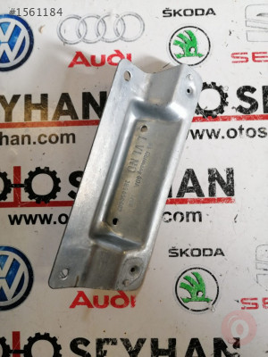3B5858687 vw passat B5 sol arka tavan tutamağı demiri