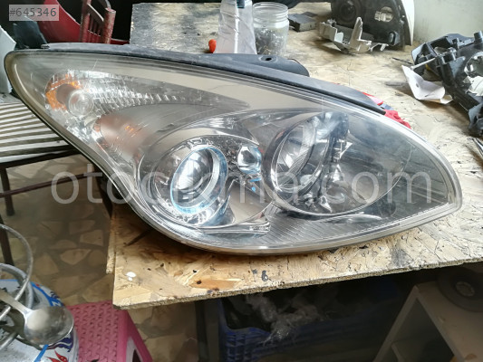 HYUNDAİ İ30 2010 SAĞ FAR ÇIKMA PARÇA