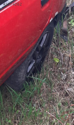 peugeot 205 1.4 benzinli çıkma sol arka jant lastik