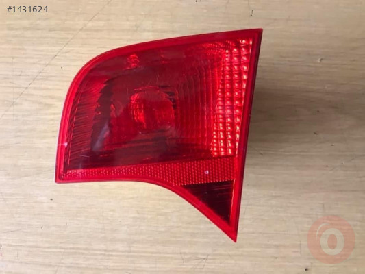 Audı A4 stop lambası iç sağ 8E5945094A