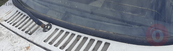 1998 model citroen c15 çıkma ön cam ızgarası
