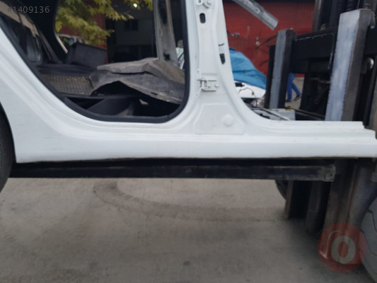 Hyundai Accent Blue Sağ Kesme Marşbiyel Orjinal Çıkma