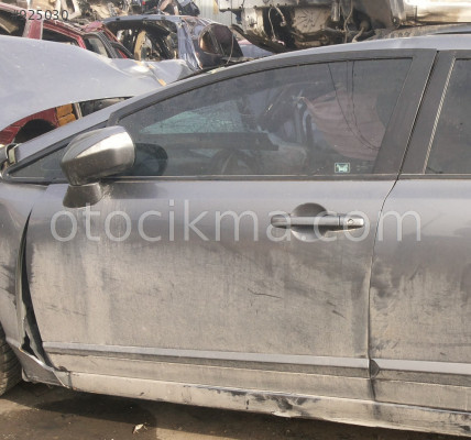 2011 HONDA CİVİC ORİJİNAL SOL ÖN KAPI.