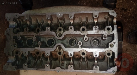 opel corsa 1.6 16v z16xe çıkma silindir kapağı