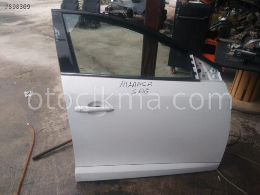 RENAULT FLUENCE SAĞ ÖN KAPI GÜÇMANLAR OTO