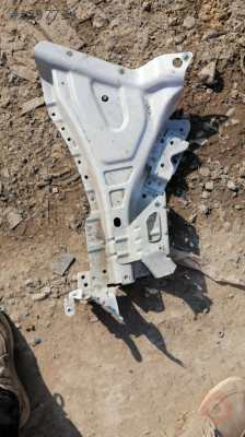 FORD COURİER SAĞ ÖN KILIÇ SACI ÇIKMA ORİJİNAL