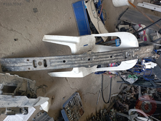 MERCEDES W 124 ÖN TAMPON TRAVESİ..BZS 613002