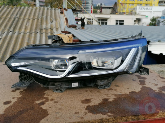 RENAULT TALİSMAN FAR PANJUR KAPUT VE TÜM ÇIKMA PARÇALAR