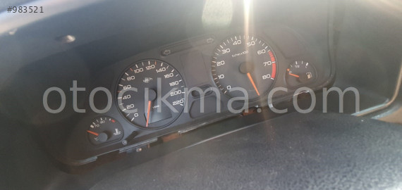 1998 model peugeot 306 1.8 benzinli çıkma kilometre saati
