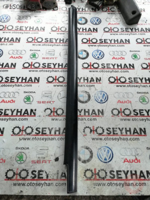 nissan vanetta cargo sağ ön kapı dış cam sıyırıcı fitil
