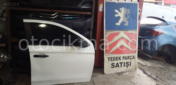 Peugeot  301 kapı sağ