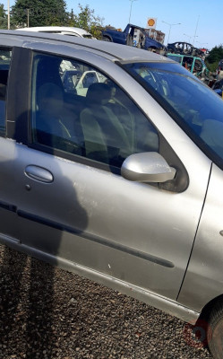 2005 fiat albea 1.6 16v benzinli çıkma sağ ön dolu kapı