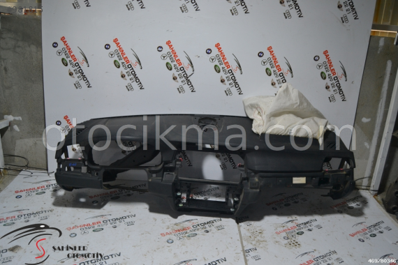 BMW 5 SERİSİ F10 BOŞ TORPİDO GÖĞÜSLÜK