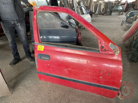 NİSSAN SUNNY SAĞ ÖN KAPI CAMI ORJİNAL ÇIKMA 1995 MODEL