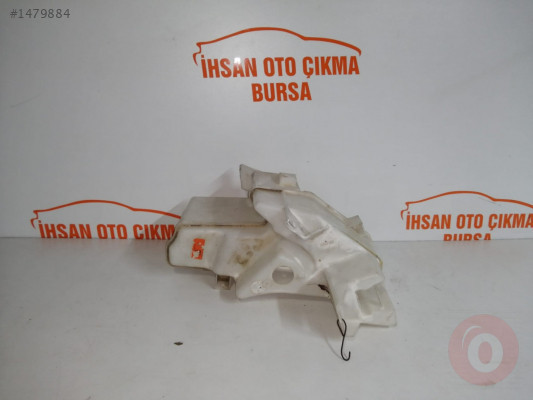 Toyota corolla su fiskiye silecek deposu orijinal