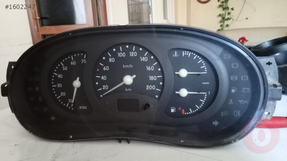 Renault clio II çıkma kilometre saati