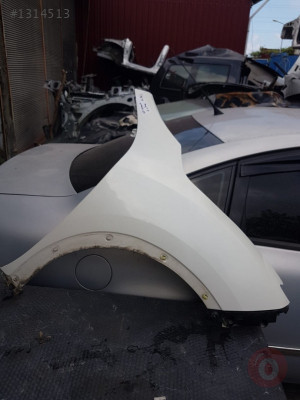 Nissan Juke Sağ Ön Çamurluk Hatasız Orjinal Çıkma