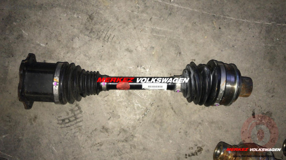 AUDİ - A5 / 1.4 TFSİ SAĞ ÖN AKS - SOL ÖN AKS (8W0407271G)