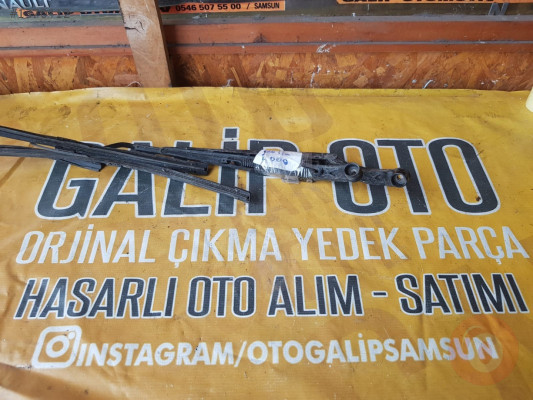 Toyota Corolla Silecek Kolu Hatasız Orjinal Çıkma