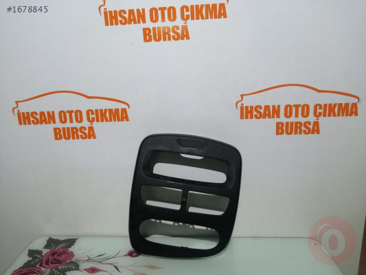 Renault Clio 4 Kalorifer Klima Kumanda Çerçevesi 682601558R