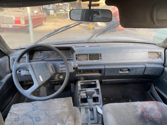 MİTSUBİSHİ GALANT SİLECEK MOTORU ORJİNAL ÇIKMA 1988 MODEL