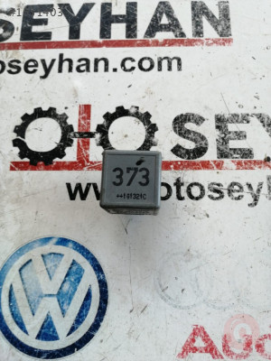8D0951253A volkswagen audi seat skoda 373 nolu röle