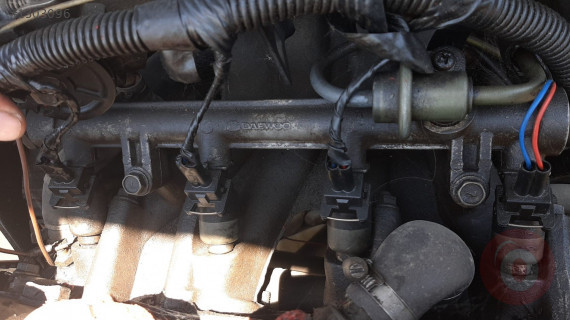 daewoo nexia çıkma 1.5 benzin enjektör kütük