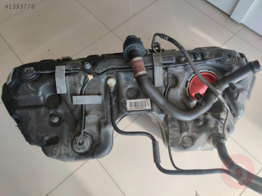 Mercedes E Serisi W213 Benzin Deposu