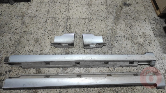 VW PASSAT B7 SAĞ SOL DIŞ MARŞBİYEL PLASTİKLERİ