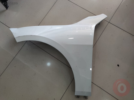 BMW 1 Serisi F40 Sol Ön Çamurluk